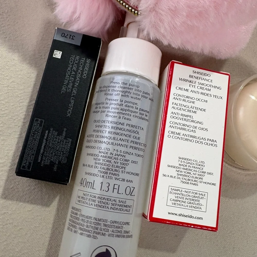 Shiseido Skincare set - Picture 10 of 10